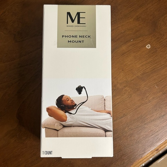Modern Expressions Other - ✨HP✨NIB ME Phone Neck Mount